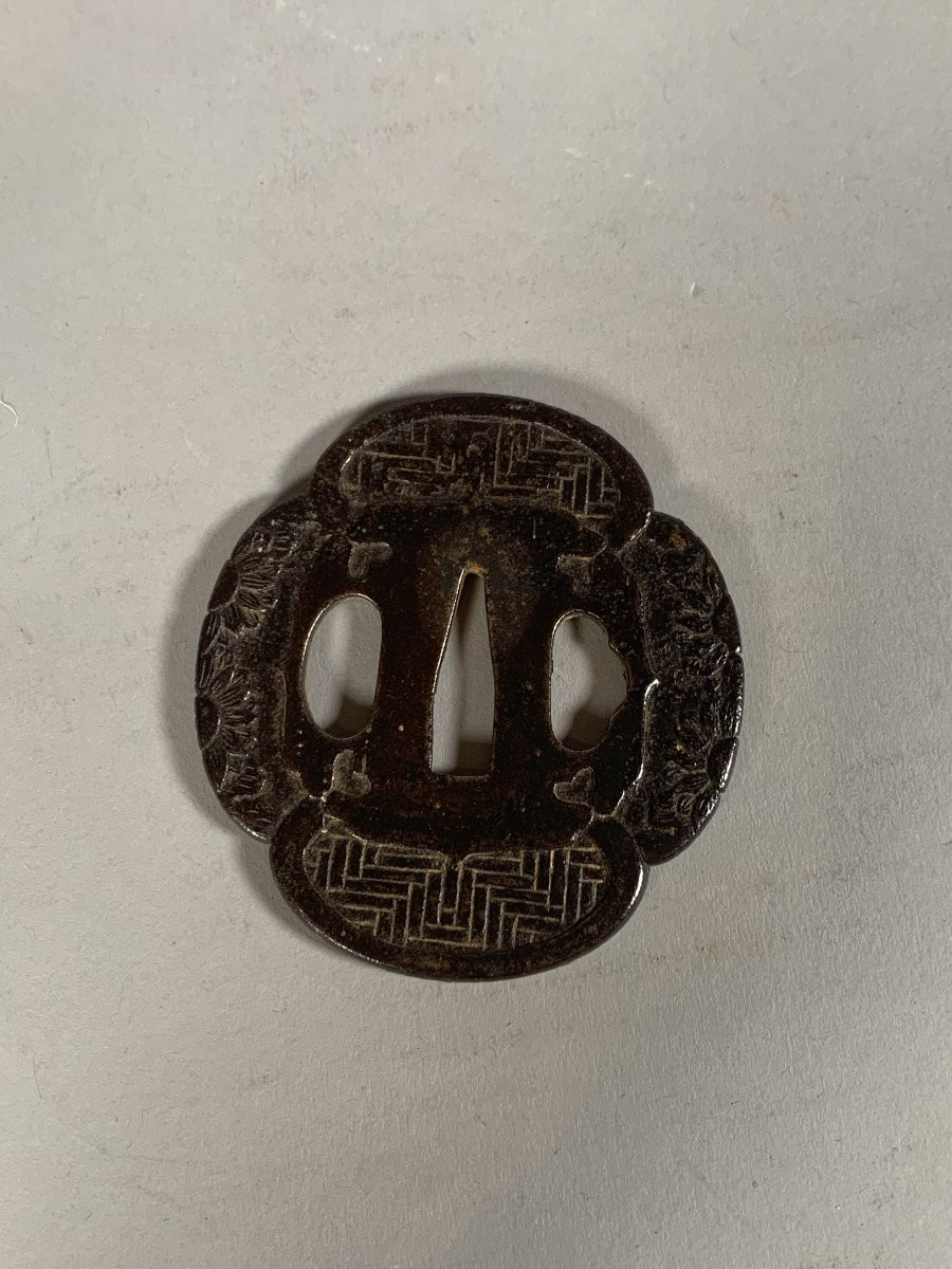 Tsuba Mokko-gatta Edo Period (1603-1868) Japan 18th Century-photo-1