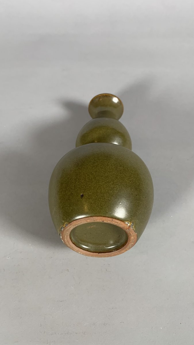 époque Qianlong (1736 - 1795) Vase Gourde Coloquinte Monochrome Porcelaine Vert "poudre De Thé"-photo-1