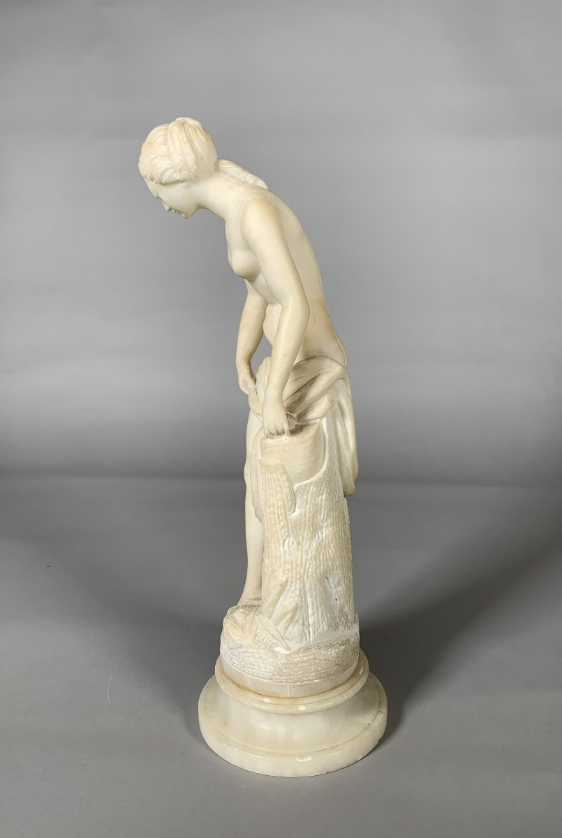 Sculpture En Marbre Blanc  Diane Au Bain d'Apres Falconet (1716-1791) XIXeme Siecle-photo-3