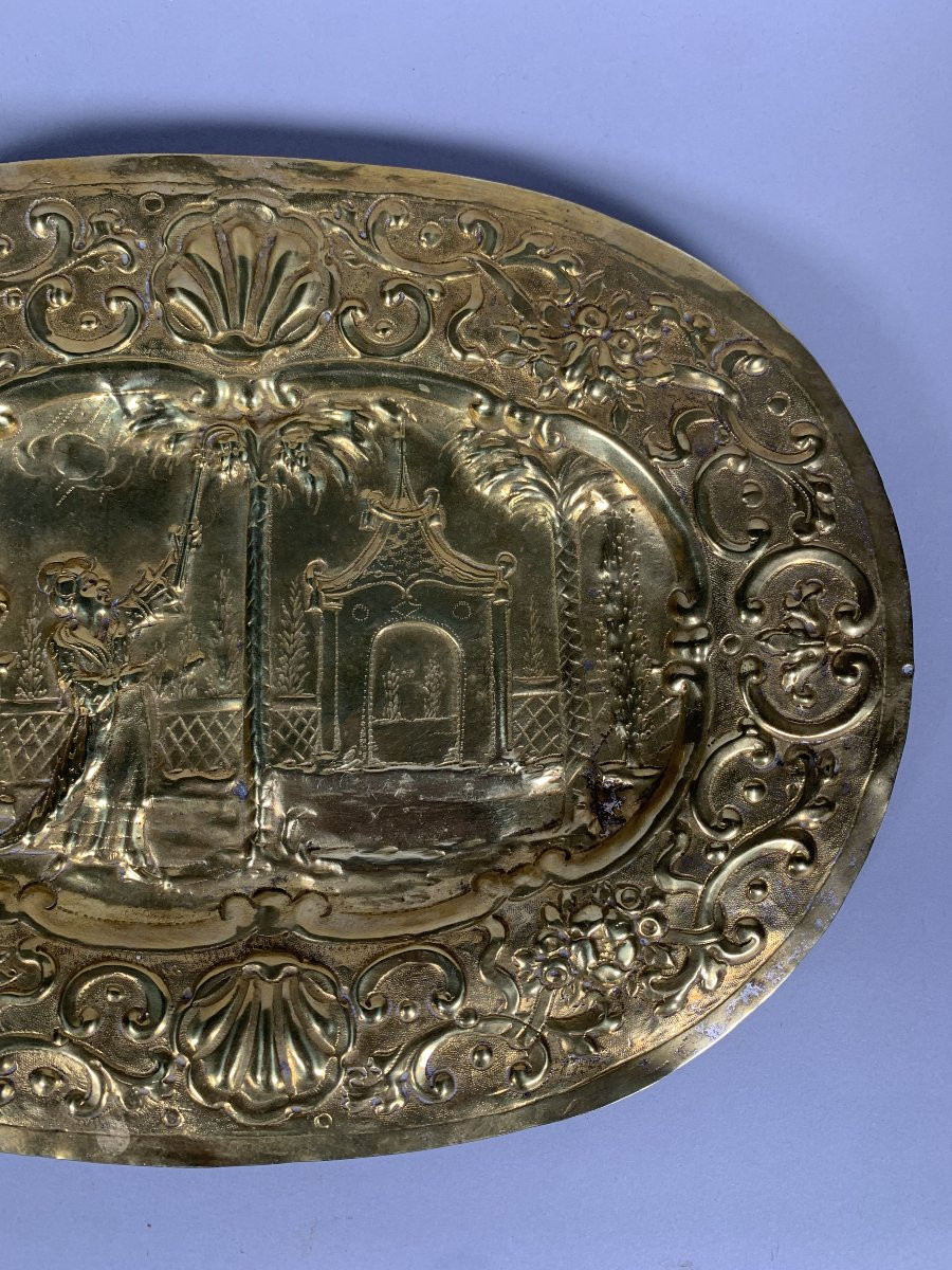 17th Century Brass Offering Dish With "chinese" Decoration-photo-4