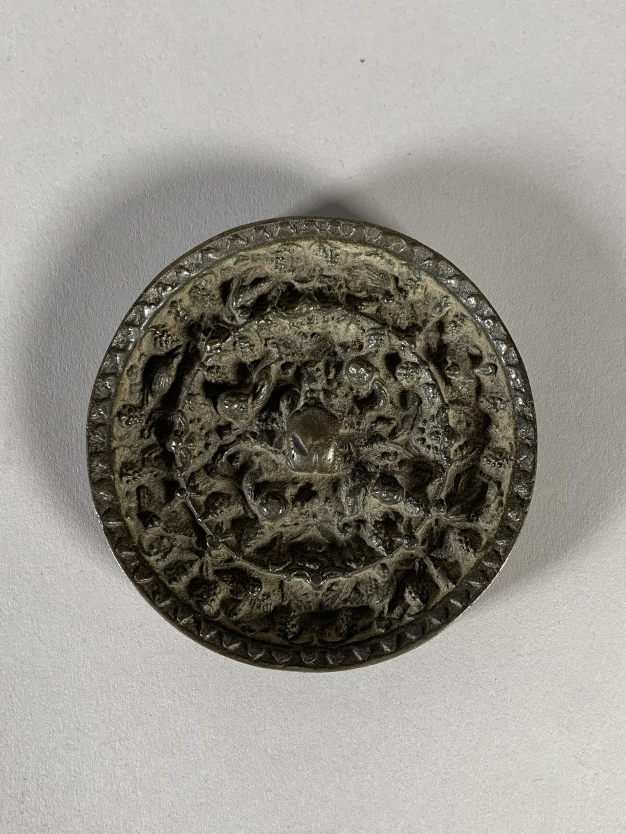 Miroir en bronze dynastie Tang (618-907) Chine Archéologie