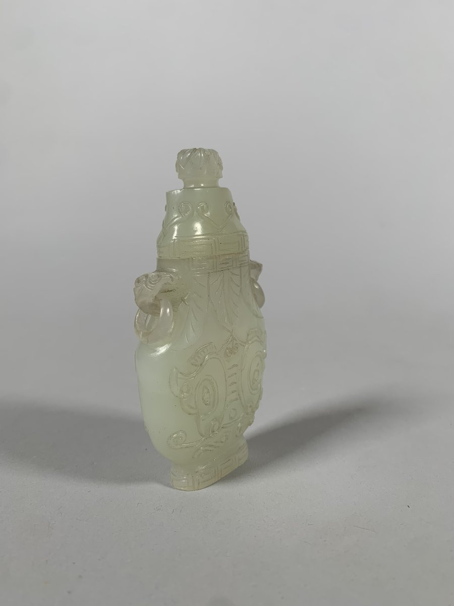 PETIT VASE GU EN JADE NEPHRITE BLANC, Chine, dynastie Qing, époque Qianlong (1736-1795) -photo-1