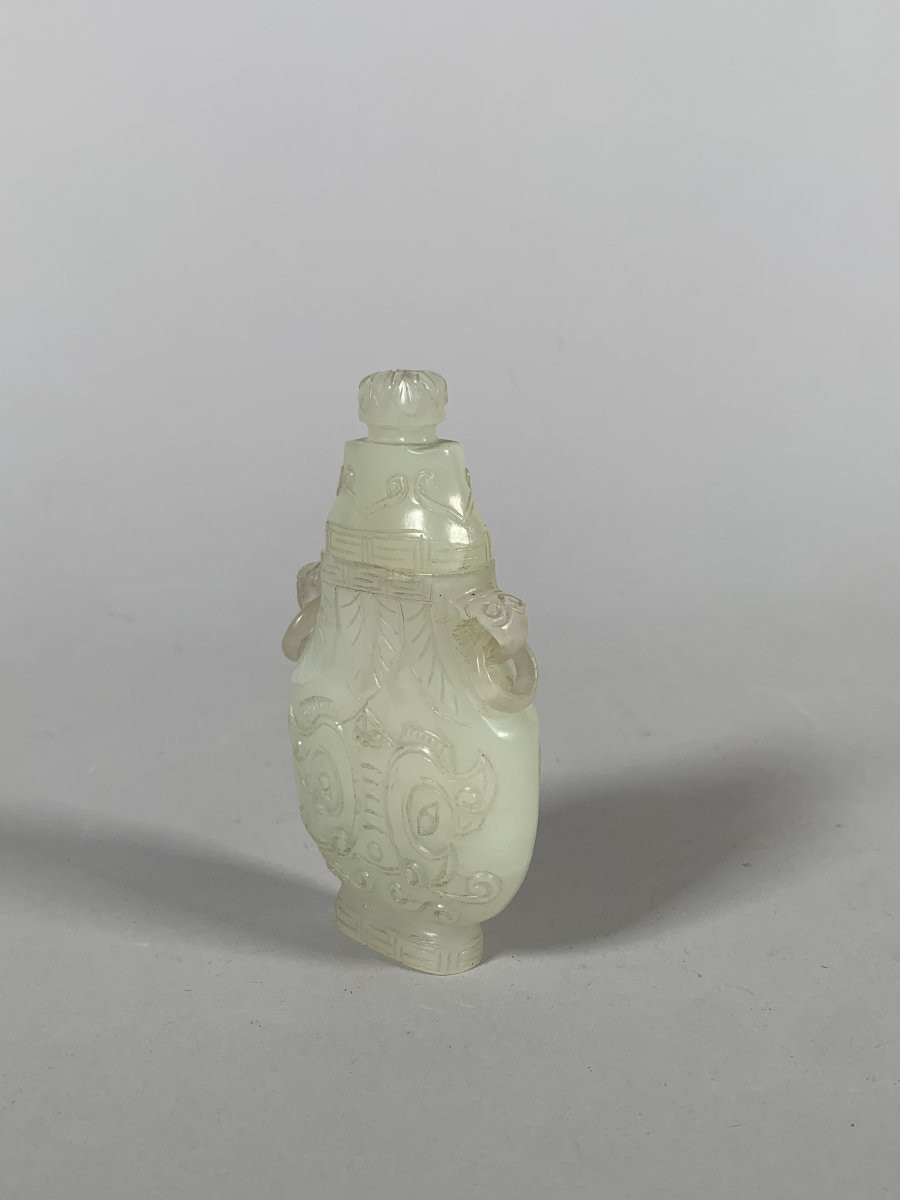 PETIT VASE GU EN JADE NEPHRITE BLANC, Chine, dynastie Qing, époque Qianlong (1736-1795) -photo-2