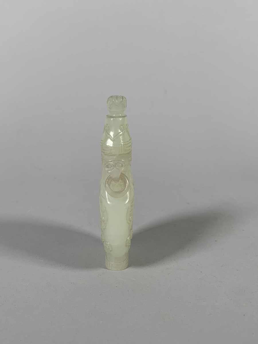 PETIT VASE GU EN JADE NEPHRITE BLANC, Chine, dynastie Qing, époque Qianlong (1736-1795) -photo-3