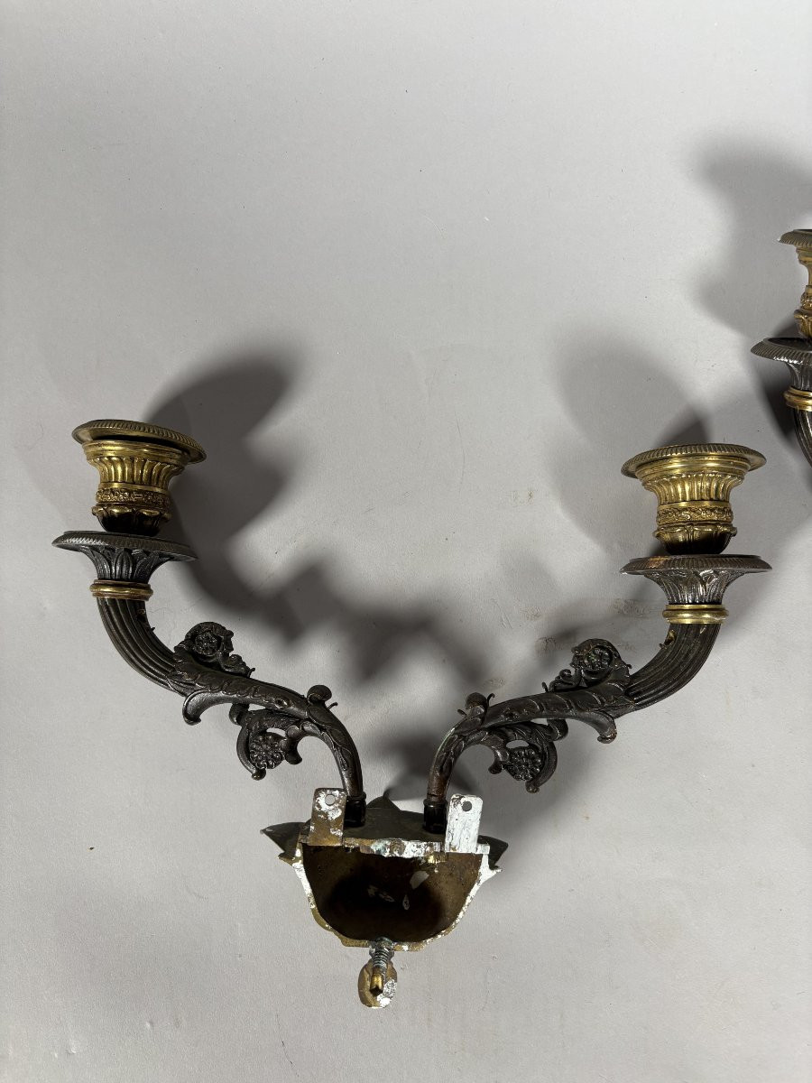Paire d'appliques en bronze doré style Restauration  XIXeme siecle-photo-1