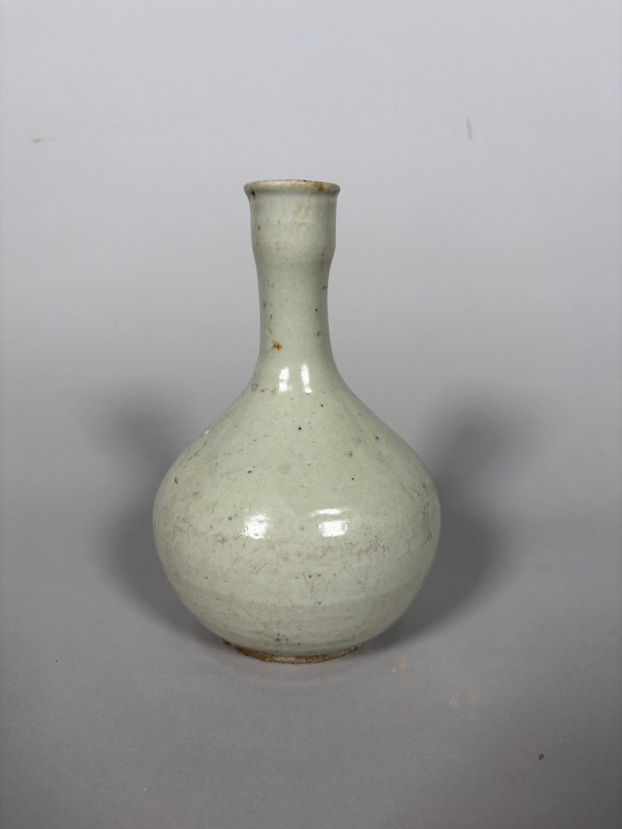 Porcelain Vase, Korea, Joseon Period, 18th Century-photo-3