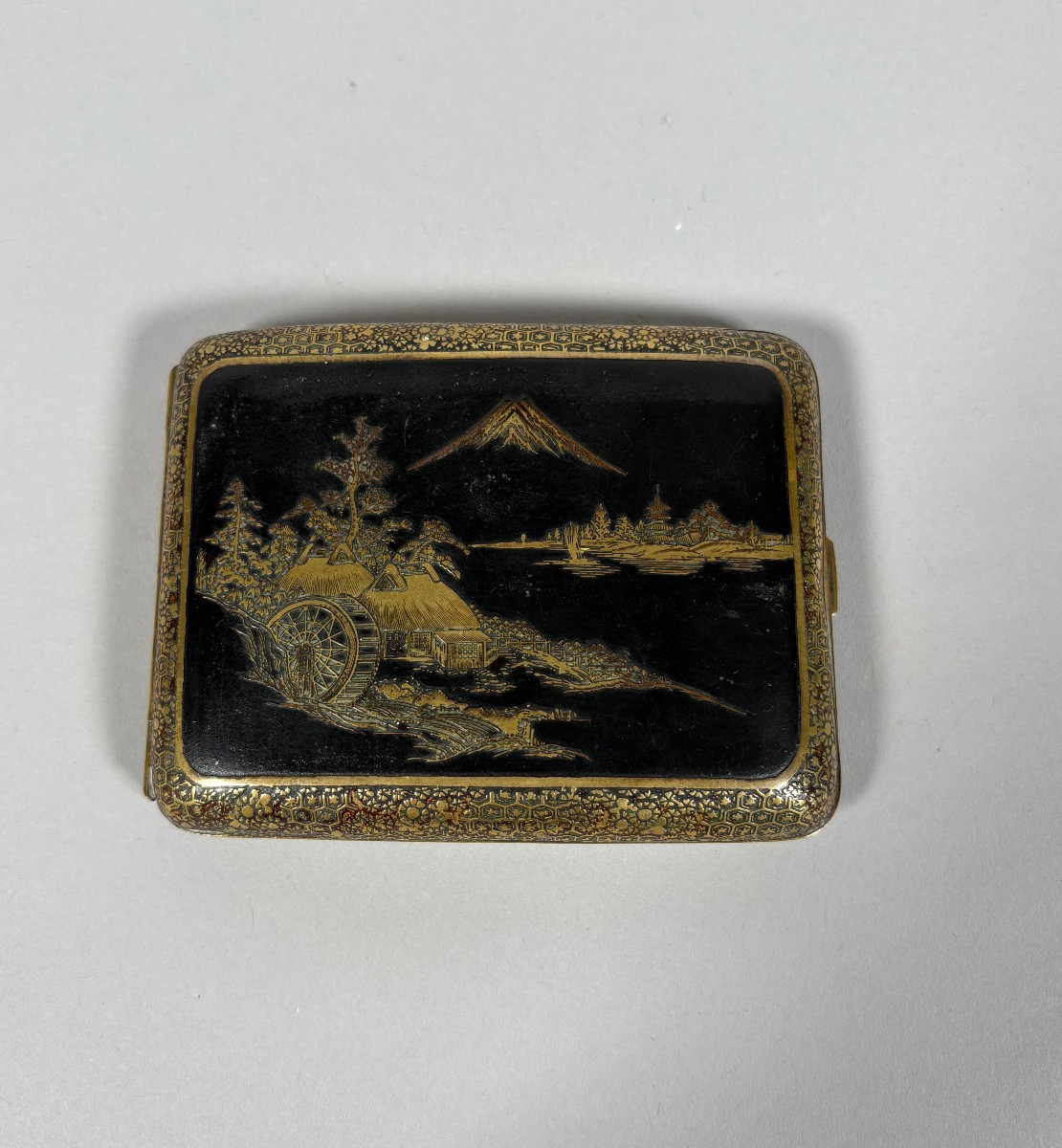 Japanese Cigarette Case, Meiji Era, Early 20th Century