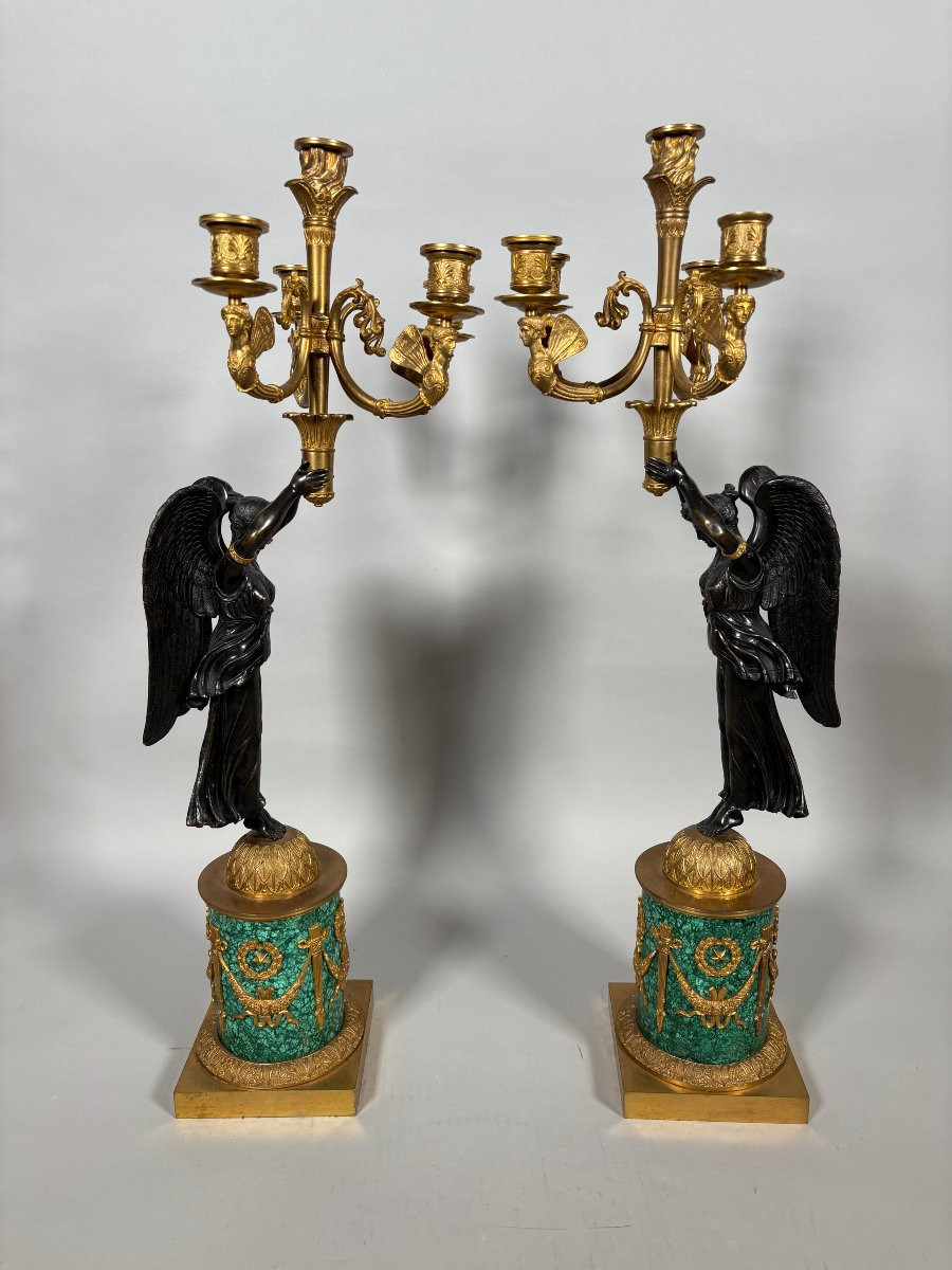 Paire de candélabres aux Victoires ailées Attribués à Pierre-Philippe Thomire (1751-1843) -photo-2