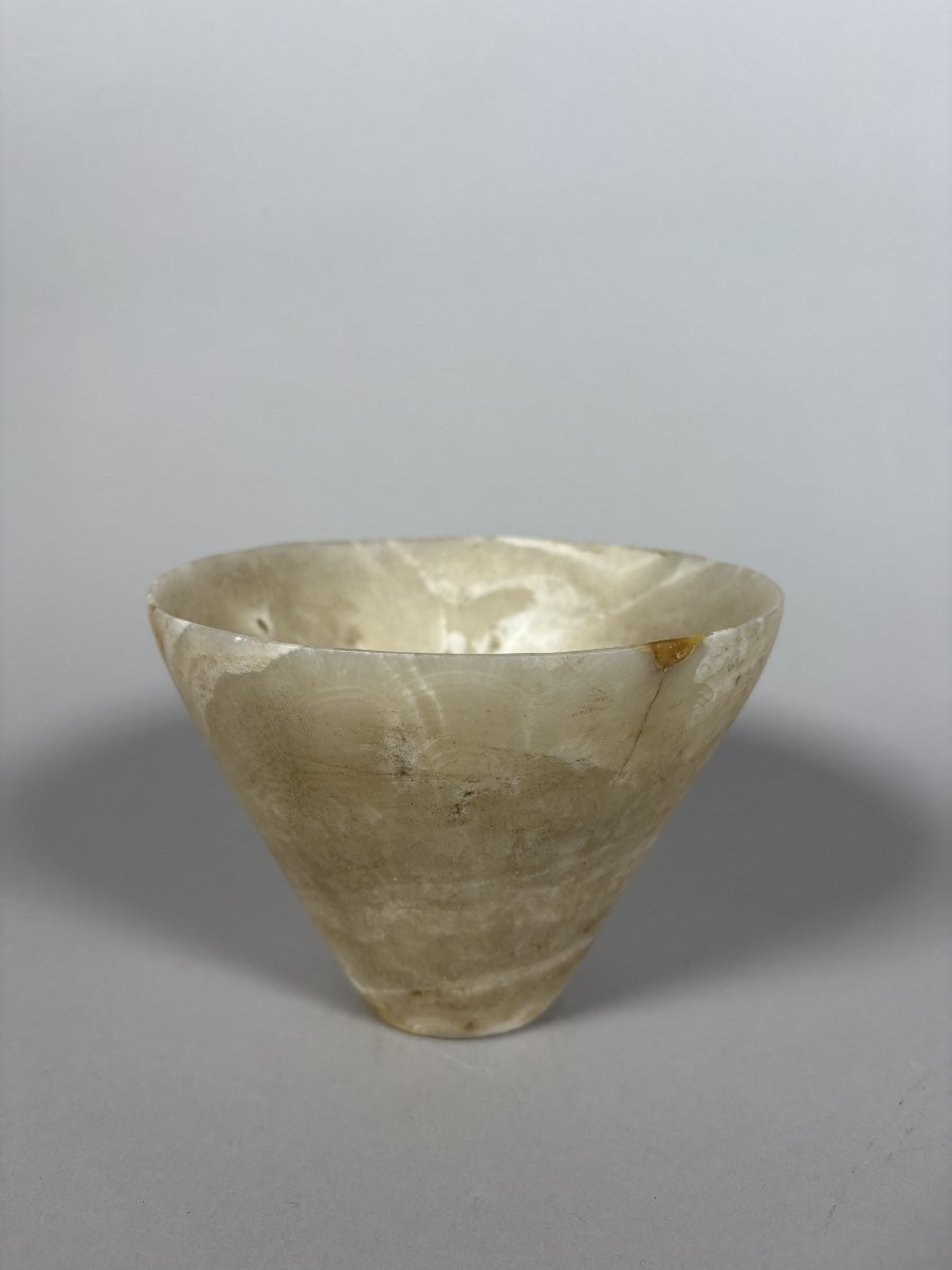 Vase en albatre rubané Egypte Période tardive, Ca. 664 - 332 AV-photo-2