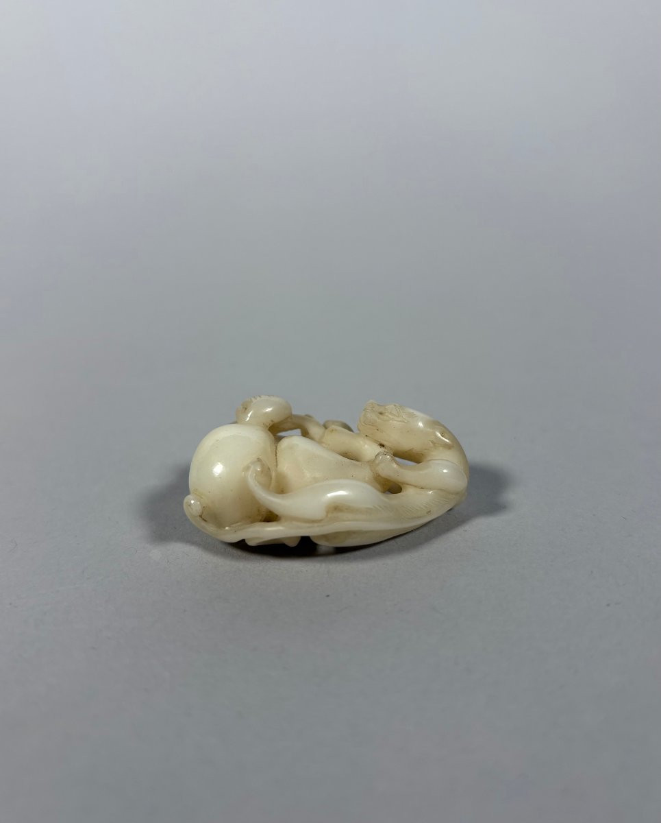 China, 19th Century. Sculpture In Milky White Celadon Nephrite Jade.-photo-4