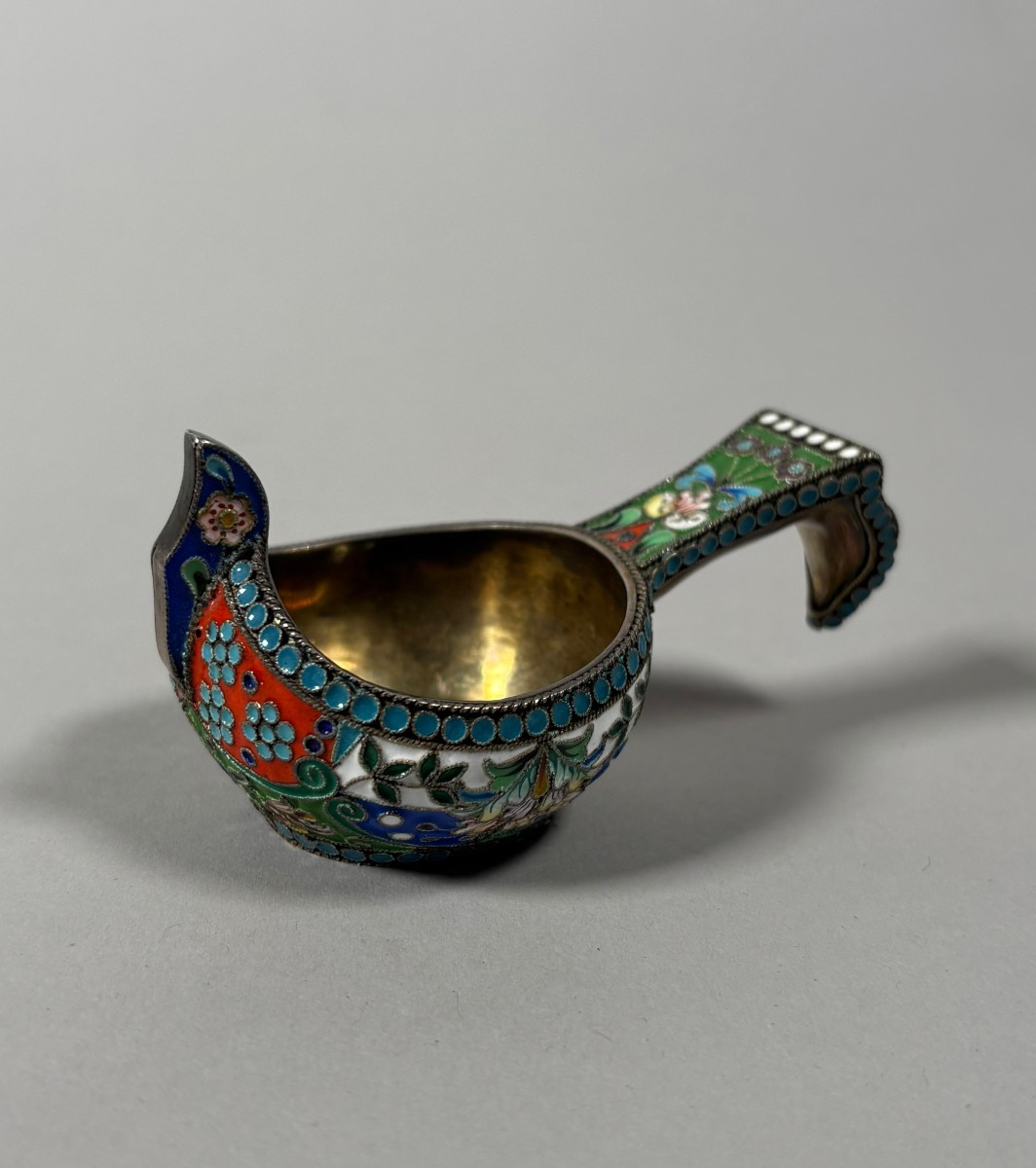 Kovsh en argent vermeil et emaux cloisonnés Russie XIXème siècle