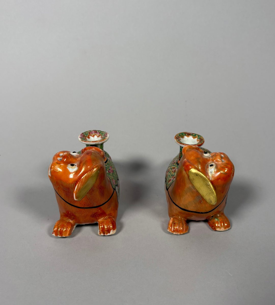 Pair Of Foo Dogs, China, Jiaqing (1796-1820), Porcelain Incense Stick Holders -photo-4