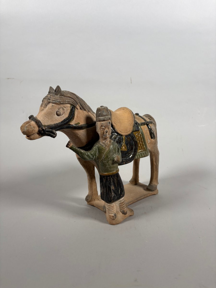 Ming Dynasty Mingqi Figurine Of A Groom, Terracotta - China, 22cm, Archaeology-photo-2