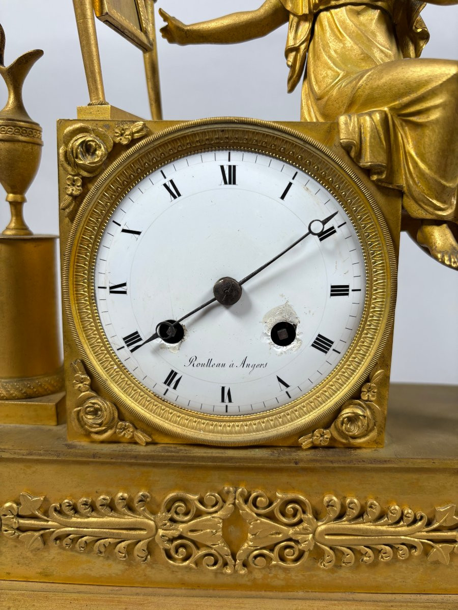 Pendule de cheminée Femme a la toilette epoque Empire XIXeme siecle-photo-3