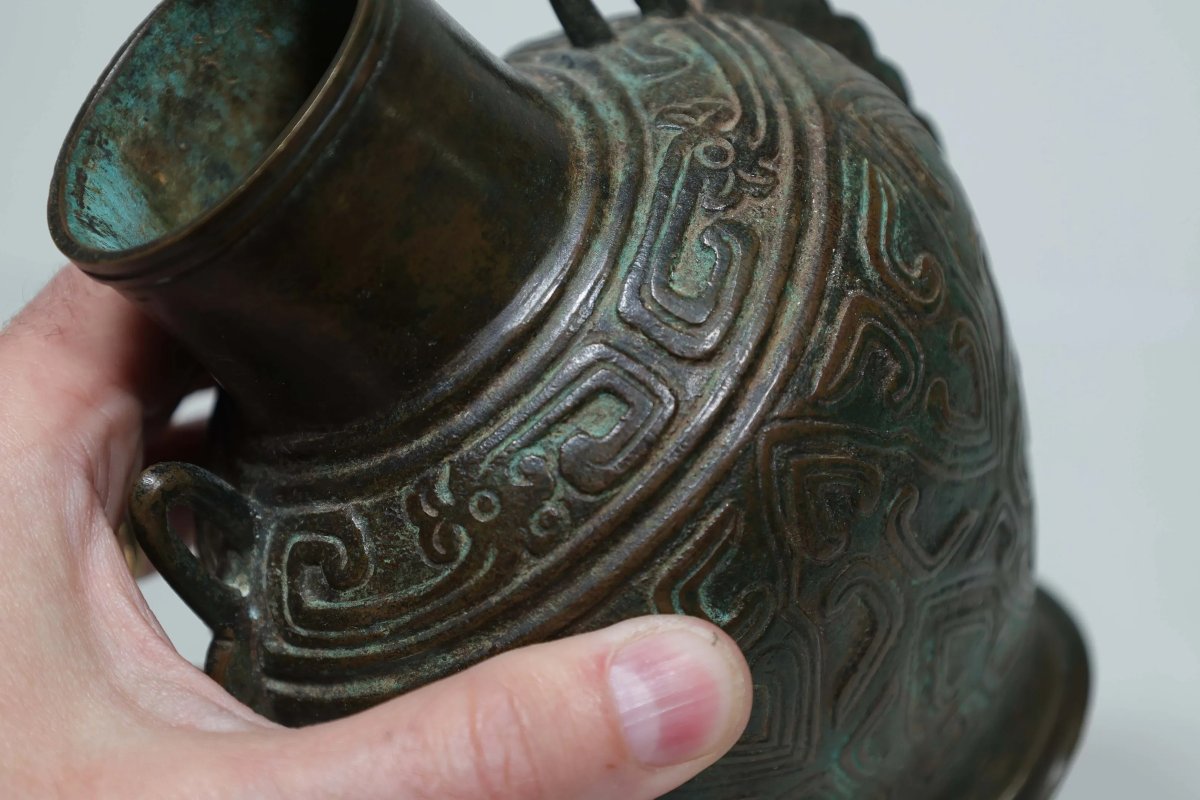 Vase cérémoniel en bronze Dynastie Ming (1368-1644) - Chine-photo-1