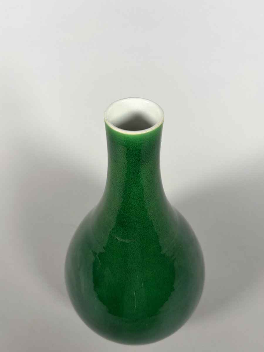 Vase en porcelaine monochrome vert   Kangxi (1662-1722) Chine  XVIIIeme siecle -photo-2