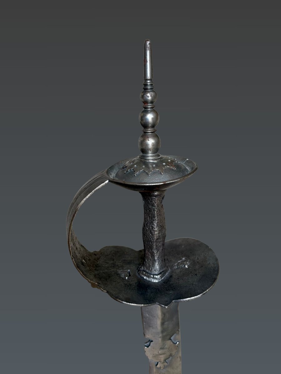  Khanda (or Tegha) Rajput Saber, North India, 17th Century-photo-3