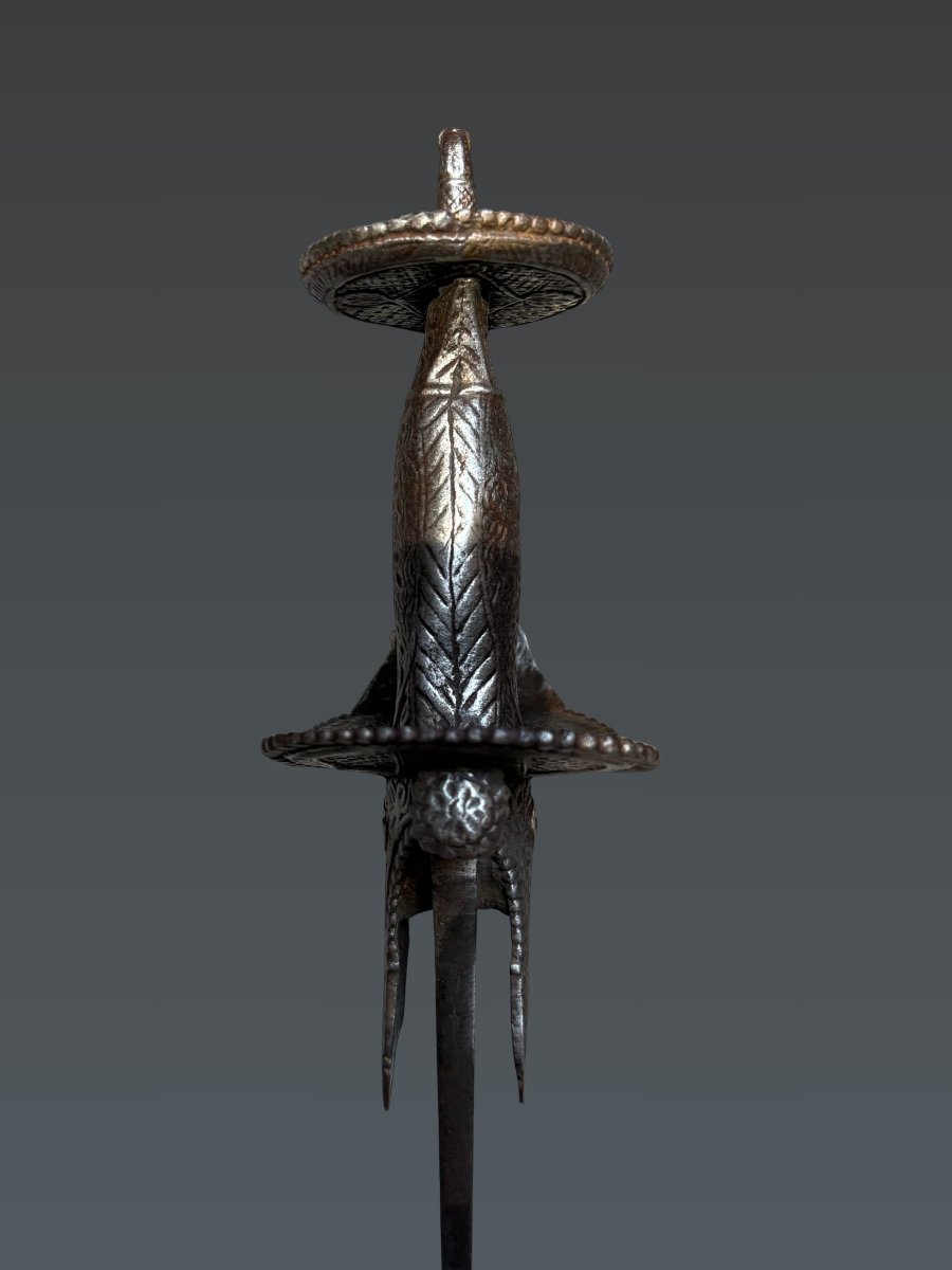  Sabre de type firangi à poignée khanda Inde, XVIIe siècle-photo-2