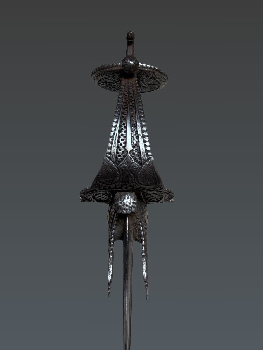  Sabre de type firangi à poignée khanda Inde, XVIIe siècle-photo-4
