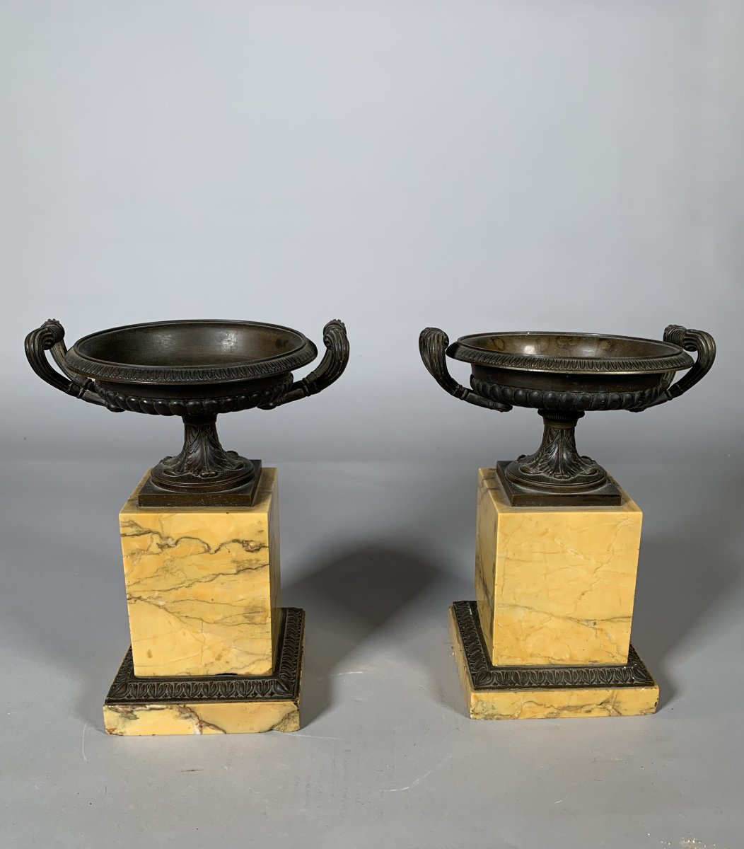 Paire de coupe d'Epoque Charles X en marbre jaune de sienne Restauration  