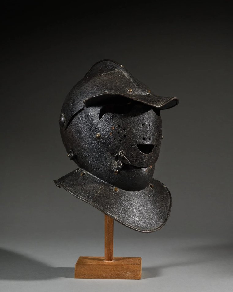 16th-century Wrought-iron "savoyard" Helmet Armor-photo-2