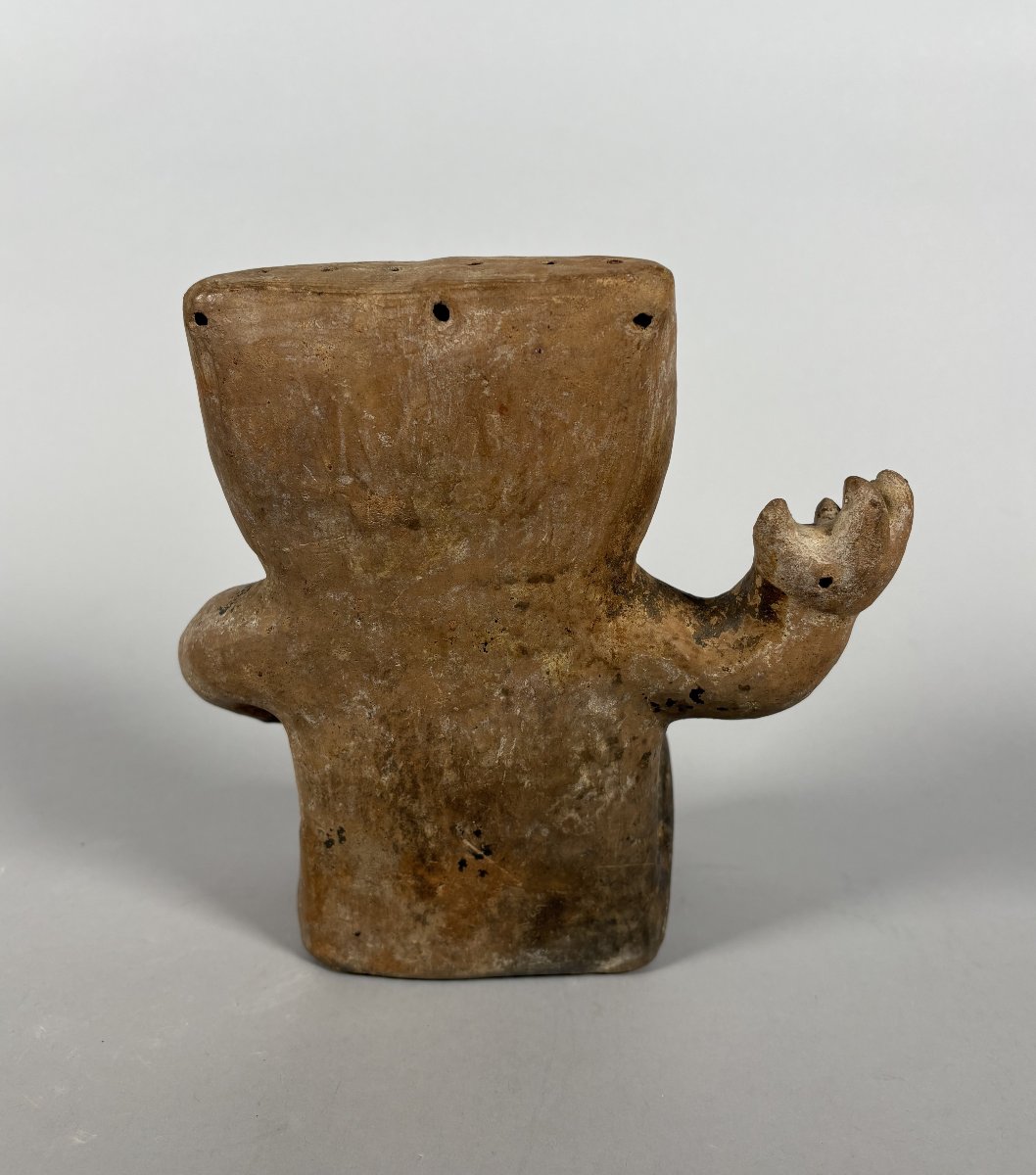 Culture Quimbaya, Colombie circa 500-1500 apr. J-C. Sculpture d'un chef  Cacique-photo-1