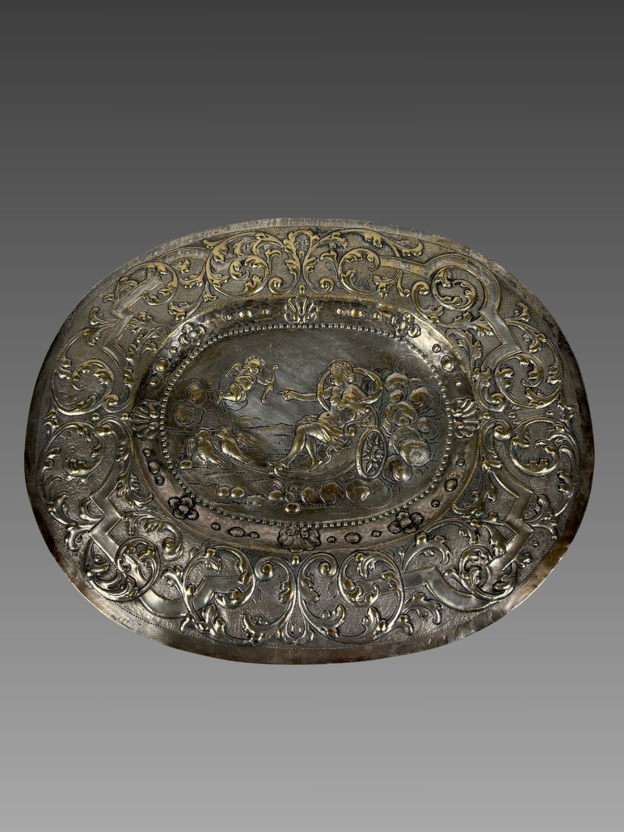 17th-century Silver-plated Bronze Offering Dish: Venus's Chariot Drawn By Cupid