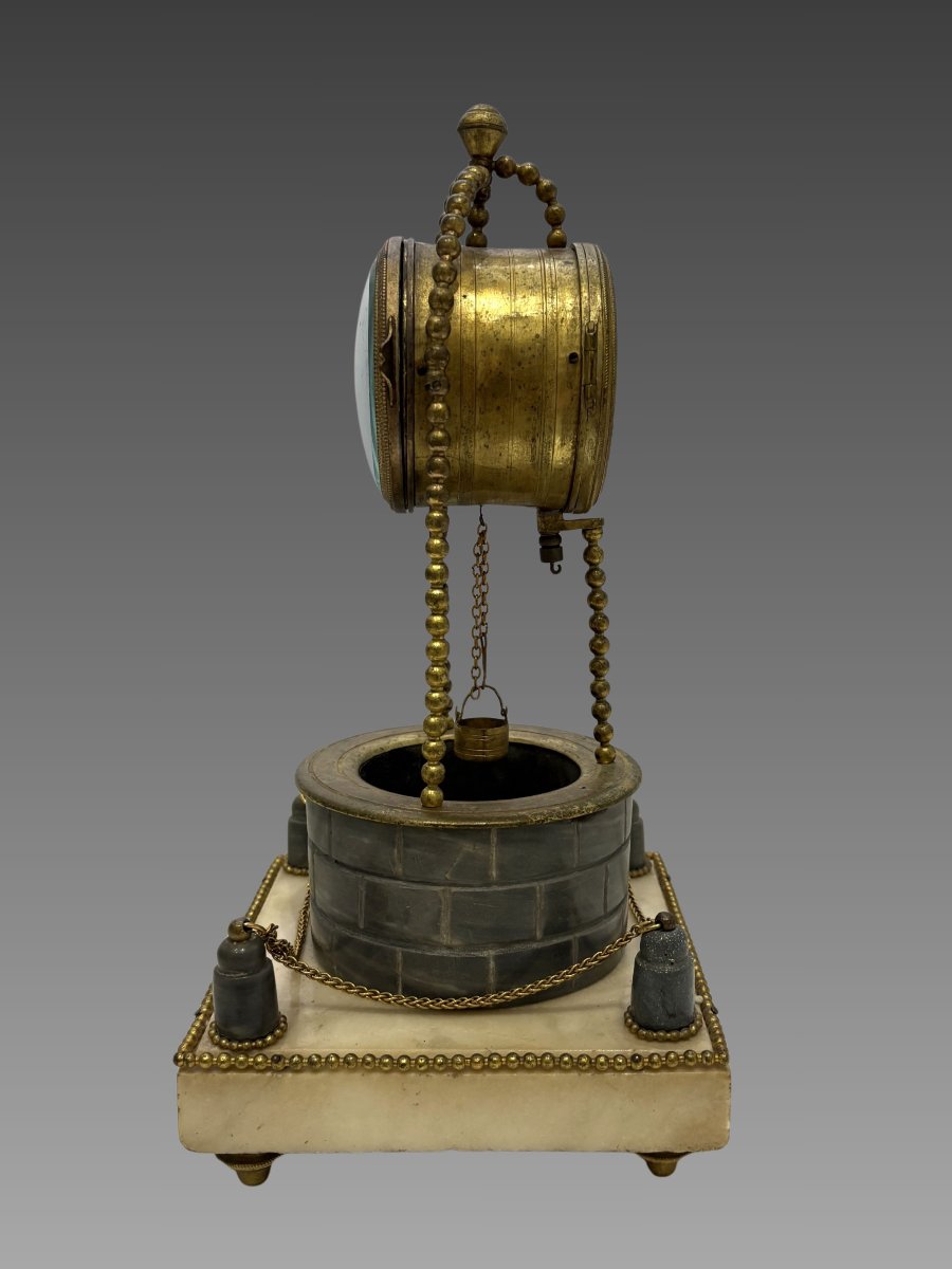 Pendule au puit d'époque Louis XVI,  fin XVIIIème siecle-photo-3