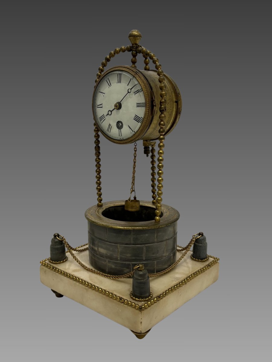 Pendule au puit d'époque Louis XVI,  fin XVIIIème siecle
