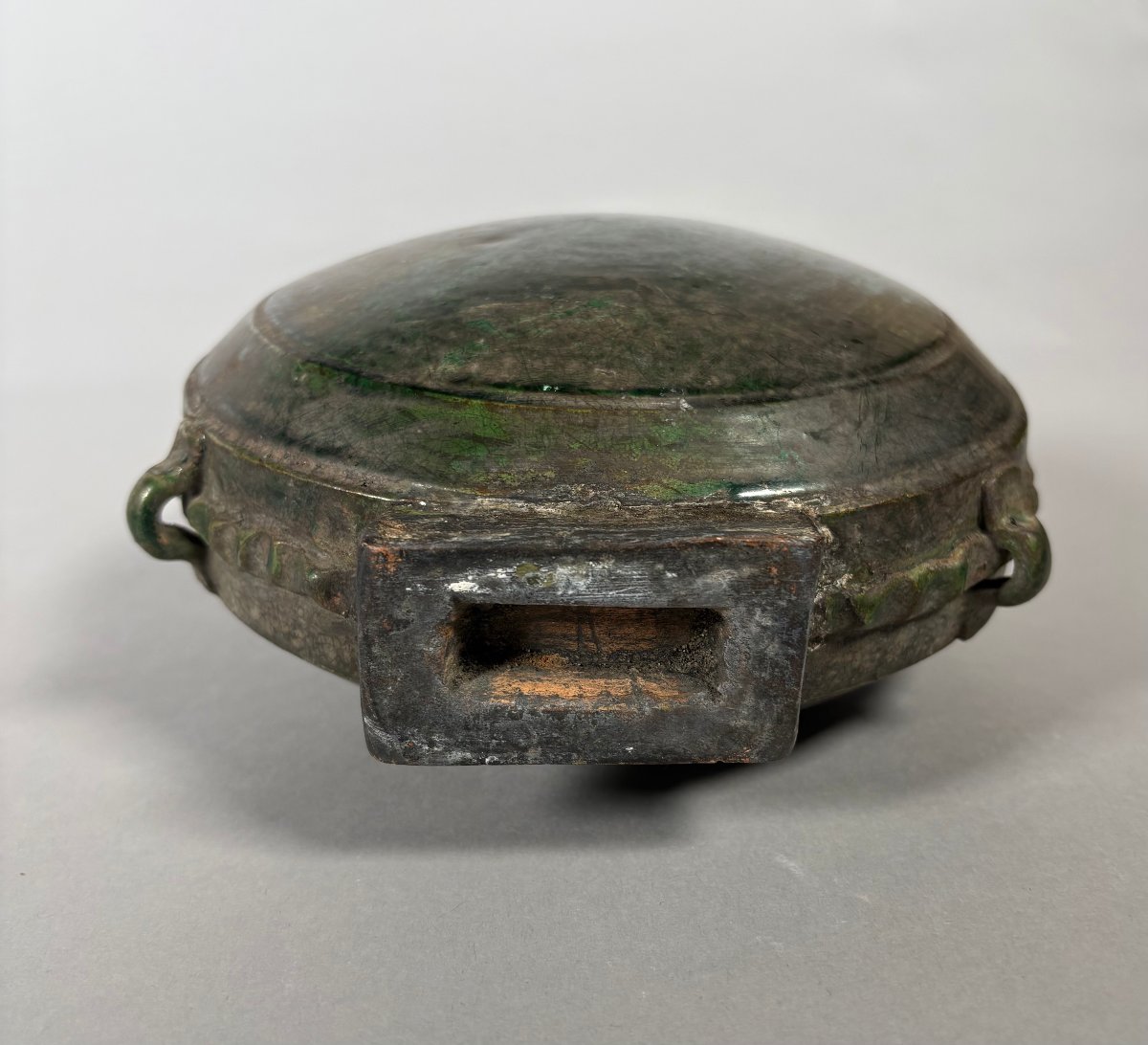 Green-glazed Earthenware Water Bottle Of A Nomadic Horseman, Tang Dynasty, China (618–907) -photo-2