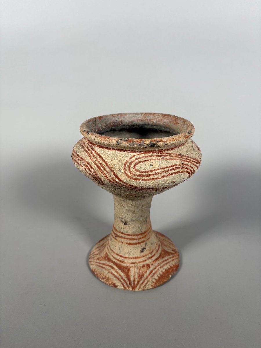 Terracotta Vases From Ban Chiang, Thailand: Archaeology, 1000 Bc-photo-2