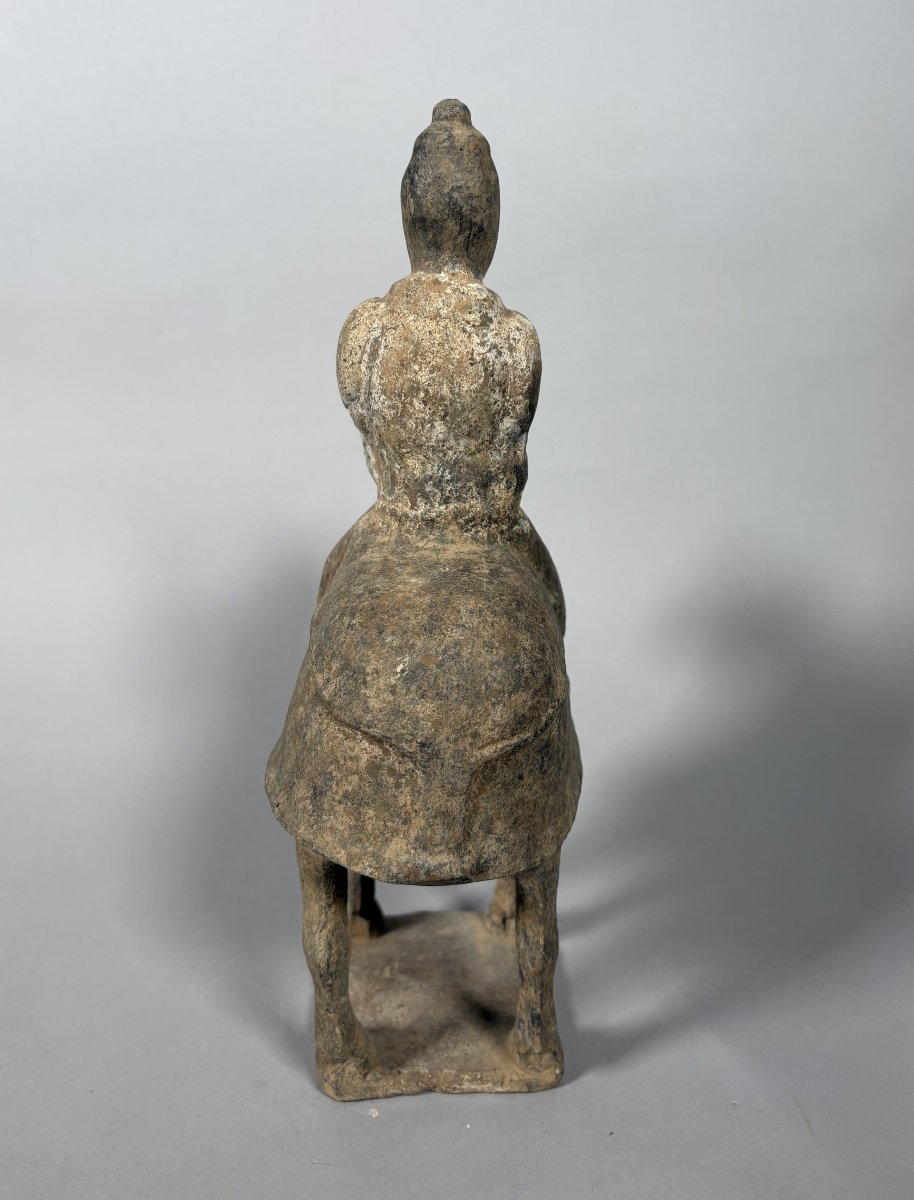 Sculpture d'un cavalier Mingqi Chine Dynastie Tang (618-907)-photo-1