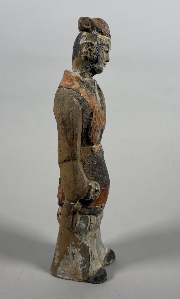 Sculpture d'un serviteur Mingqi tete amovible Chine Dynastie Tang (618-907)-photo-2
