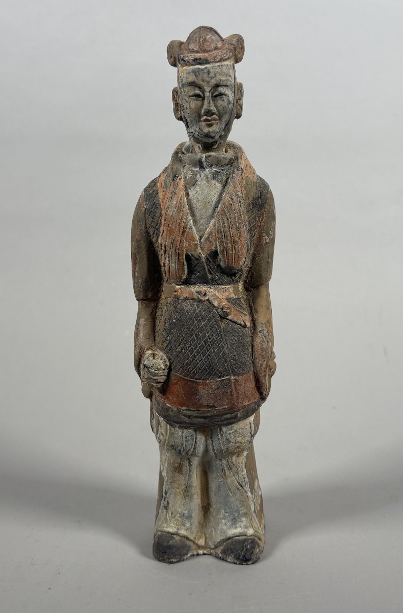 Sculpture d'un serviteur Mingqi tete amovible Chine Dynastie Tang (618-907)