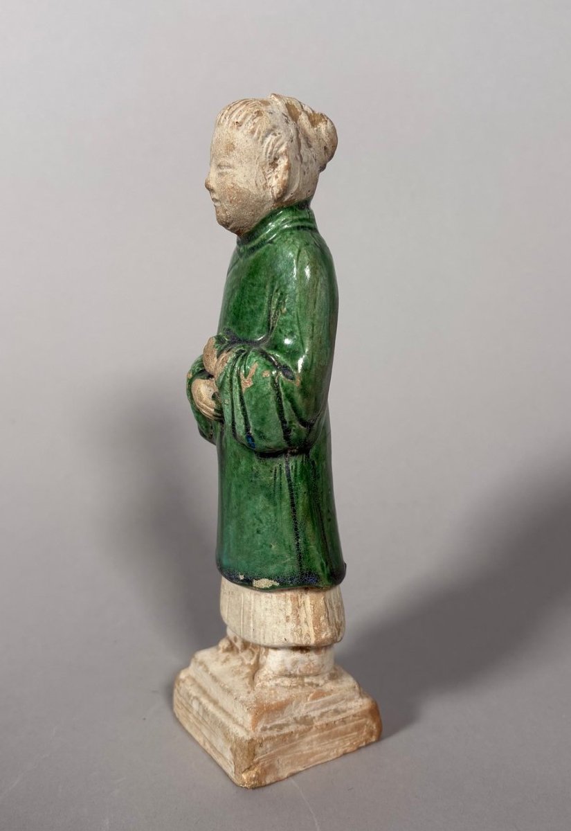 Sculpture Of A Servant, Mingqi, China, Ming Dynasty (1368–1644)-photo-3