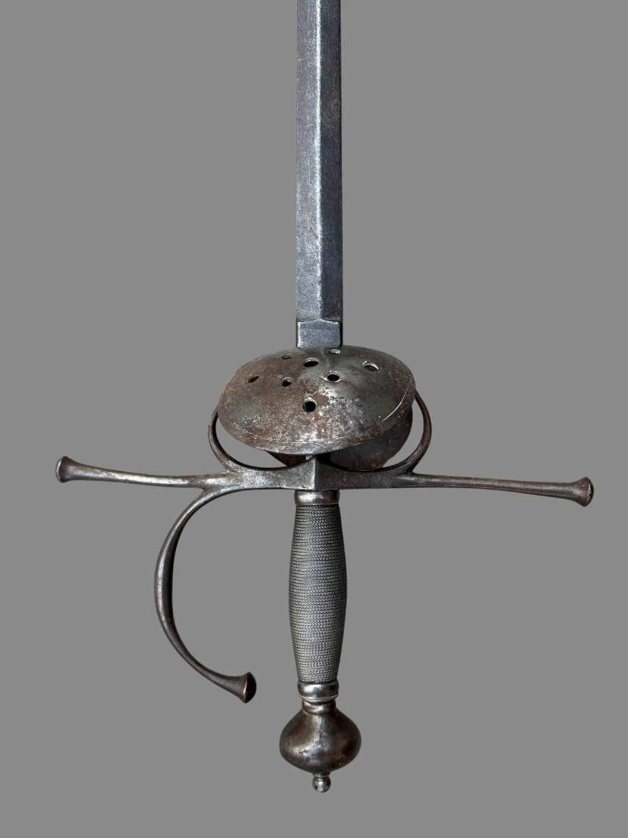 17th-century Shell-hilted Rapier-photo-3