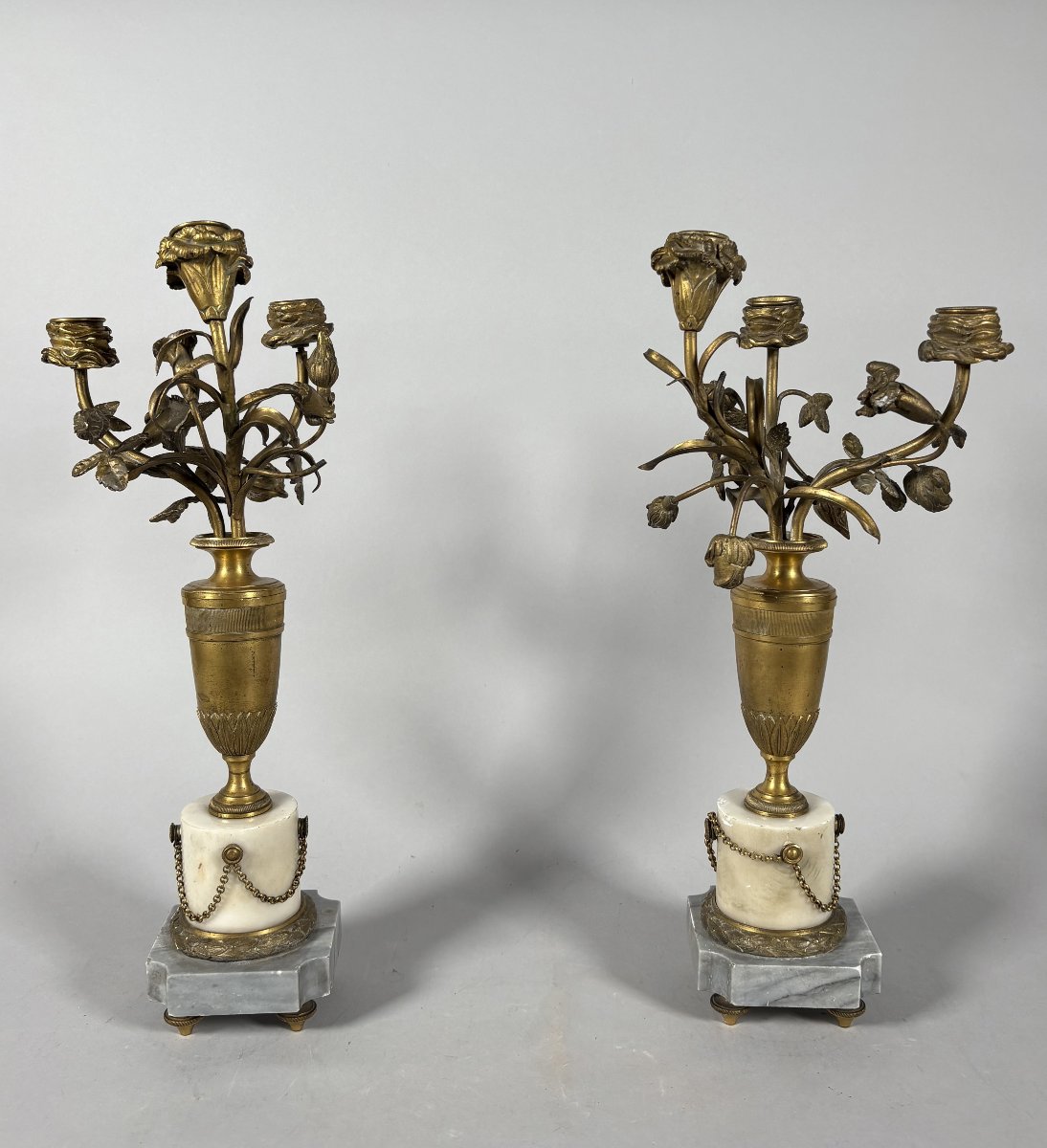 Pair Of 19th-century Marble And Bronze Candelabra With Flower Vases-photo-3