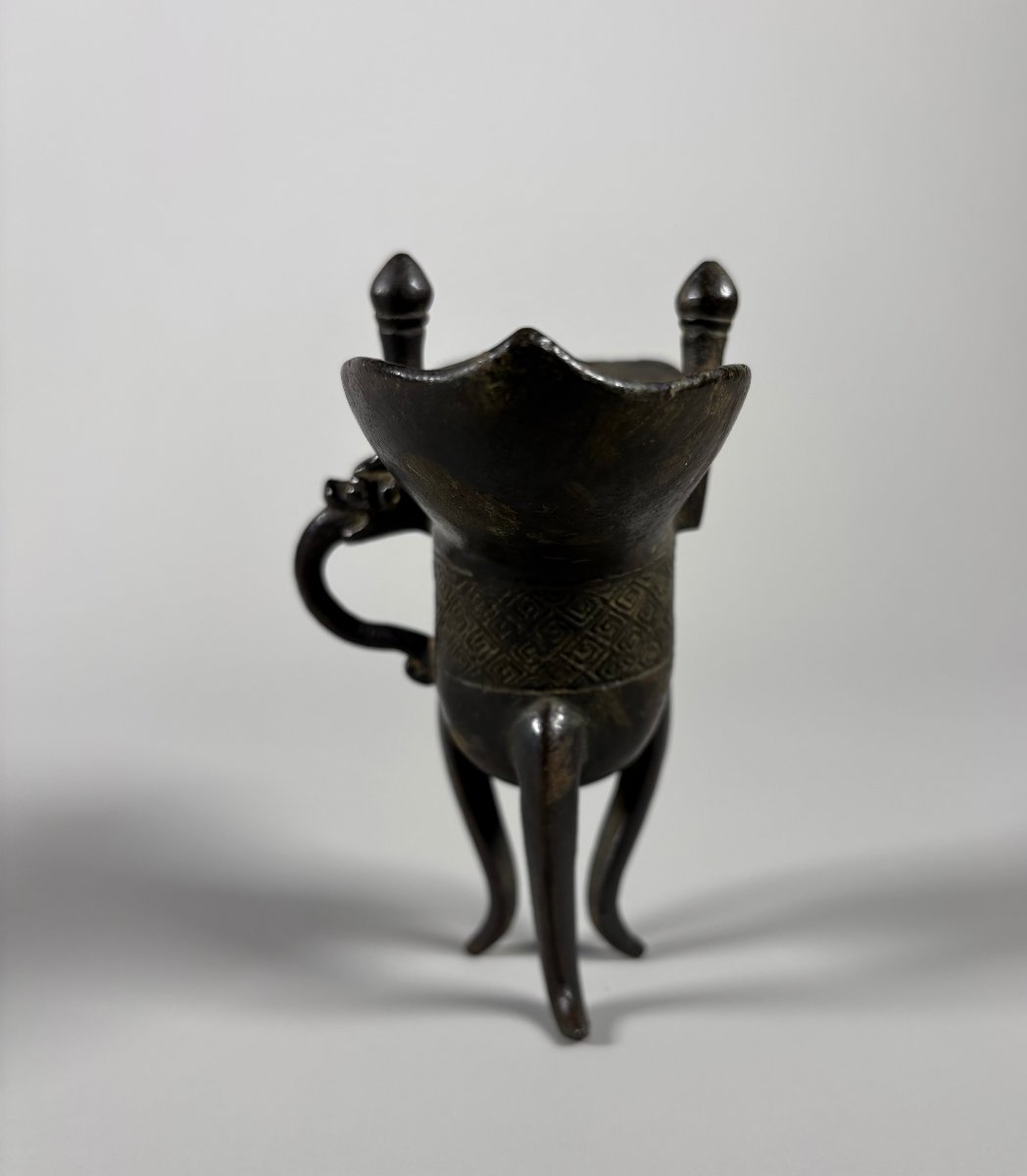 "jue" Tripod Vase, Bronze, China, Song-yuan Period  -photo-4