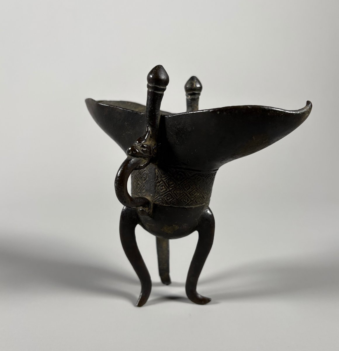"jue" Tripod Vase, Bronze, China, Song-yuan Period  -photo-1