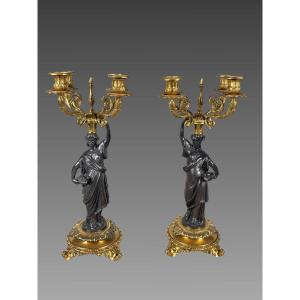 Paire de candélabres aux  femmes a l'antique Napoleon III 