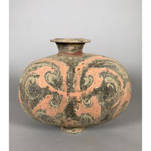 Polychrome Earthenware "cocon" Vase, Early Han Dynasty (206 Bc–220 Ad). Ancient China