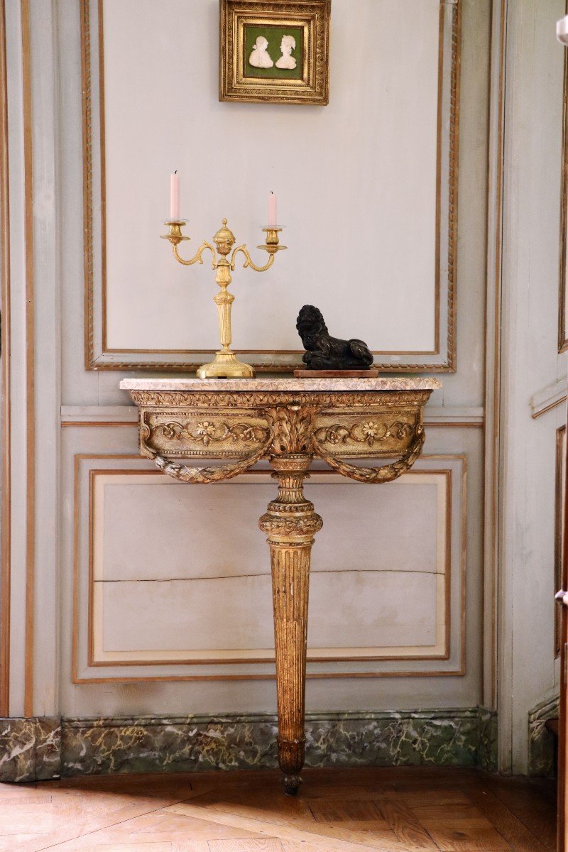 Wall Console In Golden Wood Resting On One Foot
