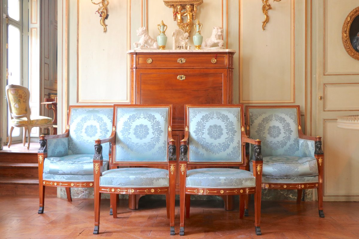 Suite de deux bergères, deux fauteuils et un canapé estampillée Demay-photo-2