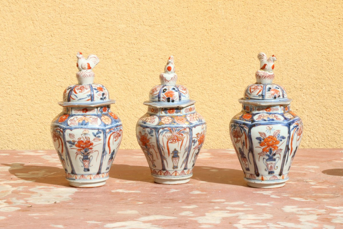 Suite de cinq  vases japonais Imari XVIIème-photo-3