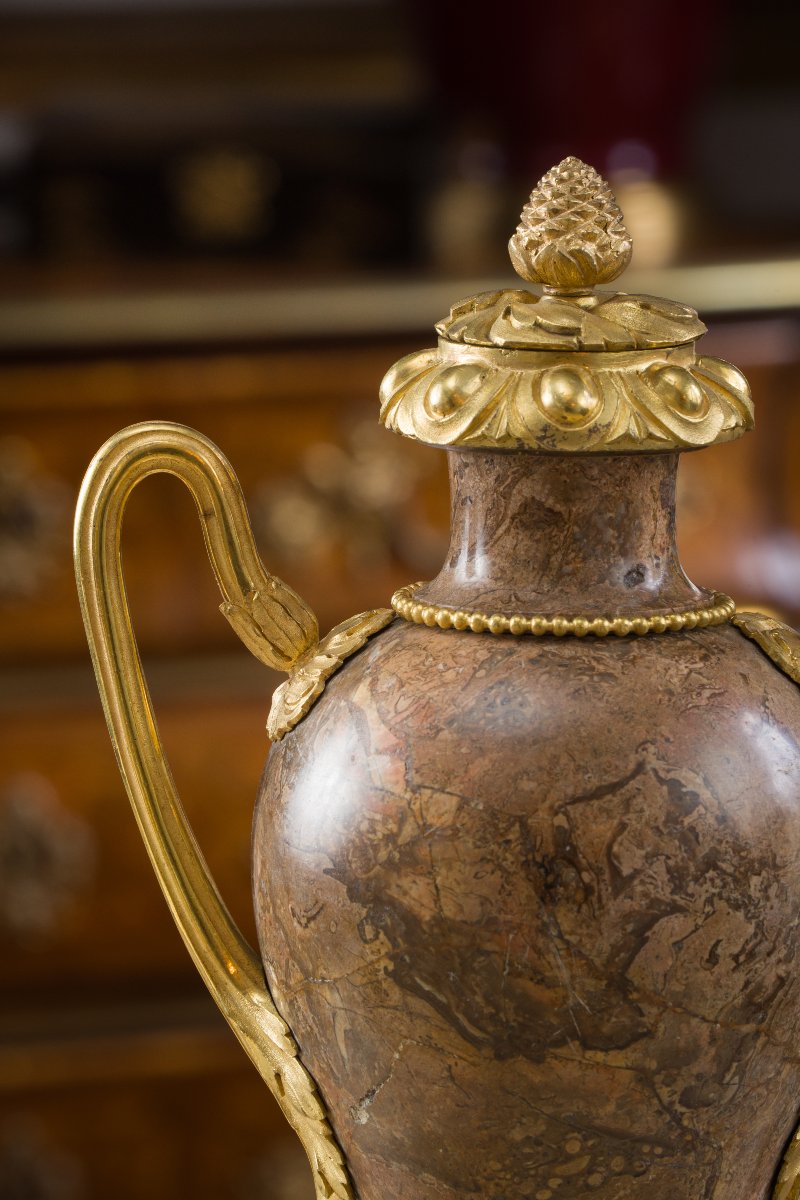 Paire de vases couverts d'époque Louis XVI-photo-3