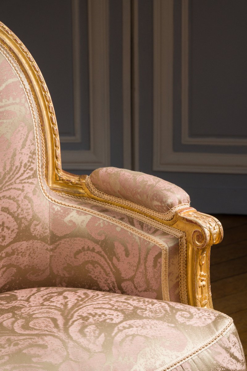 Paire de bergères Louis XVI, estampillée Antoine Gailliard-photo-3