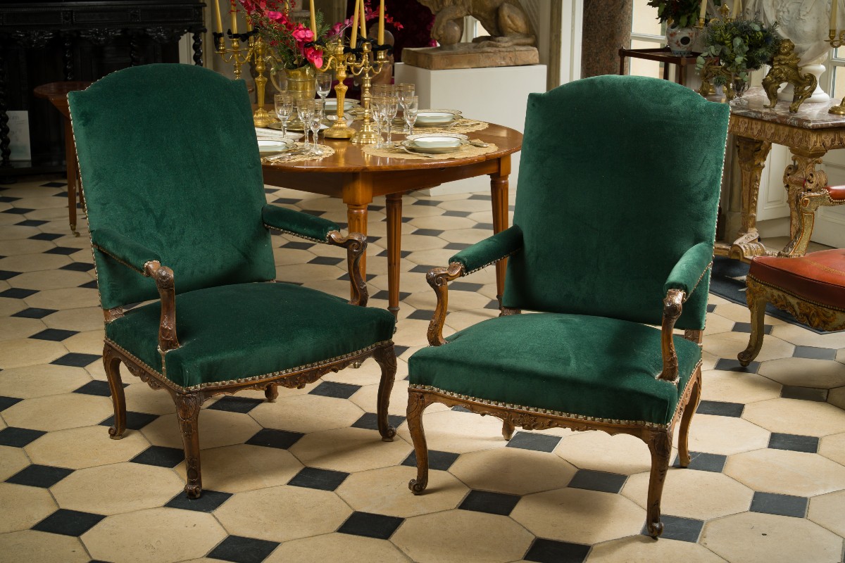 Pair Of Queen-style Armchairs In Stained And Carved Beech Wood