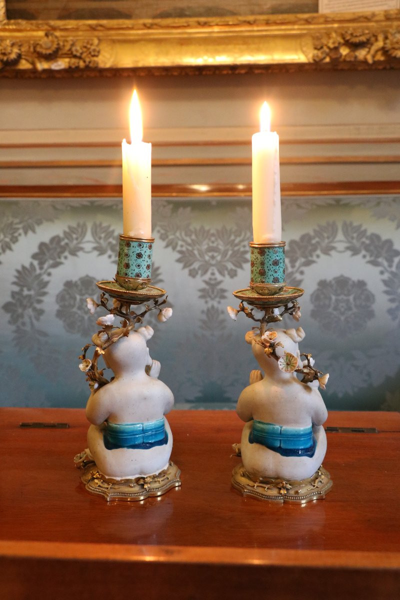 Pair Of Regency Style Candlesticks In Chinese Porcelain Mounted In Gilt Bronze-photo-2