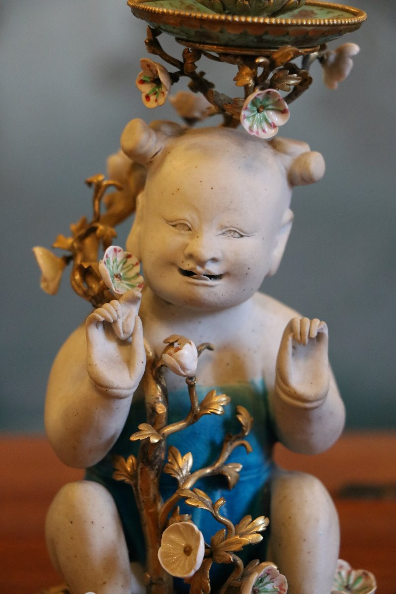 Pair Of Regency Style Candlesticks In Chinese Porcelain Mounted In Gilt Bronze-photo-2