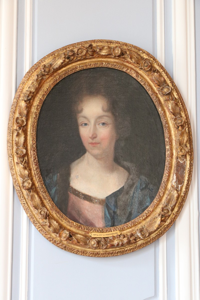 Oval Portrait Depicting The Duchess Of Portsmouth